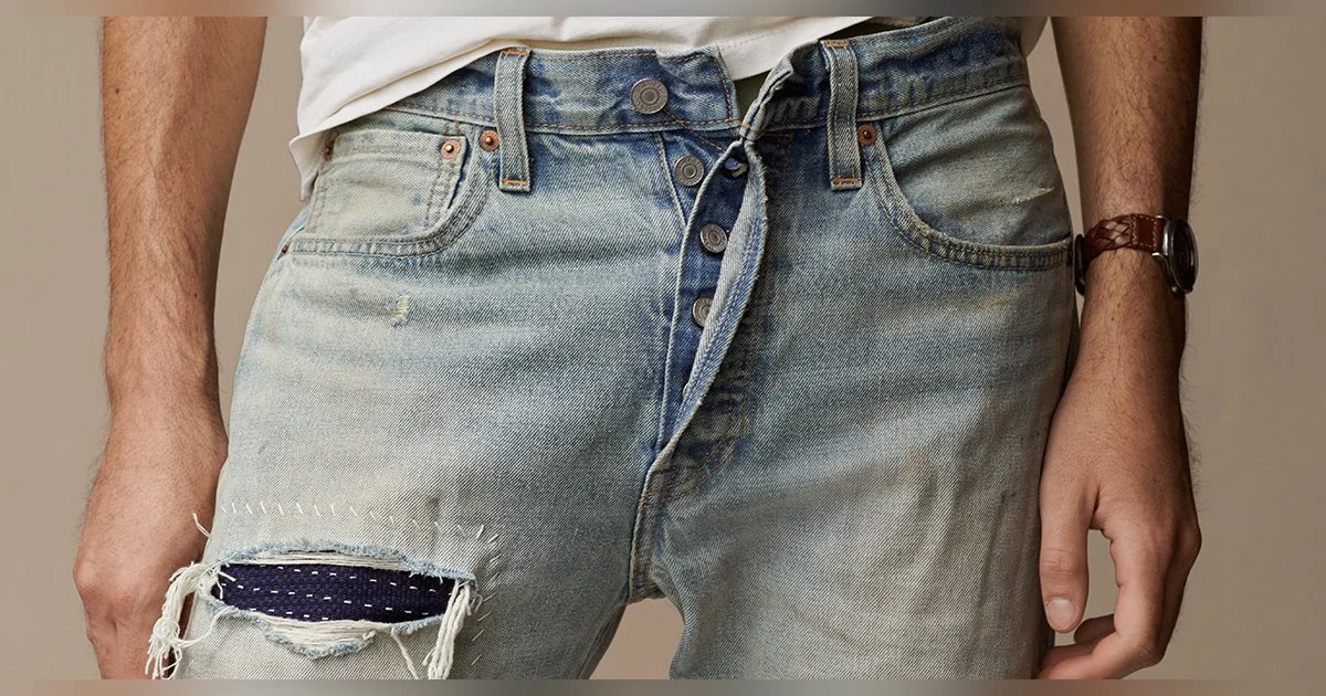 Levi 30 store off